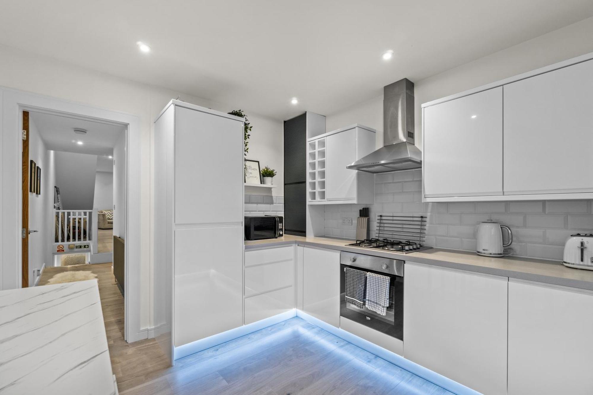 Apartment The Grenville - Stunning Spacious - Sleeps 4 *